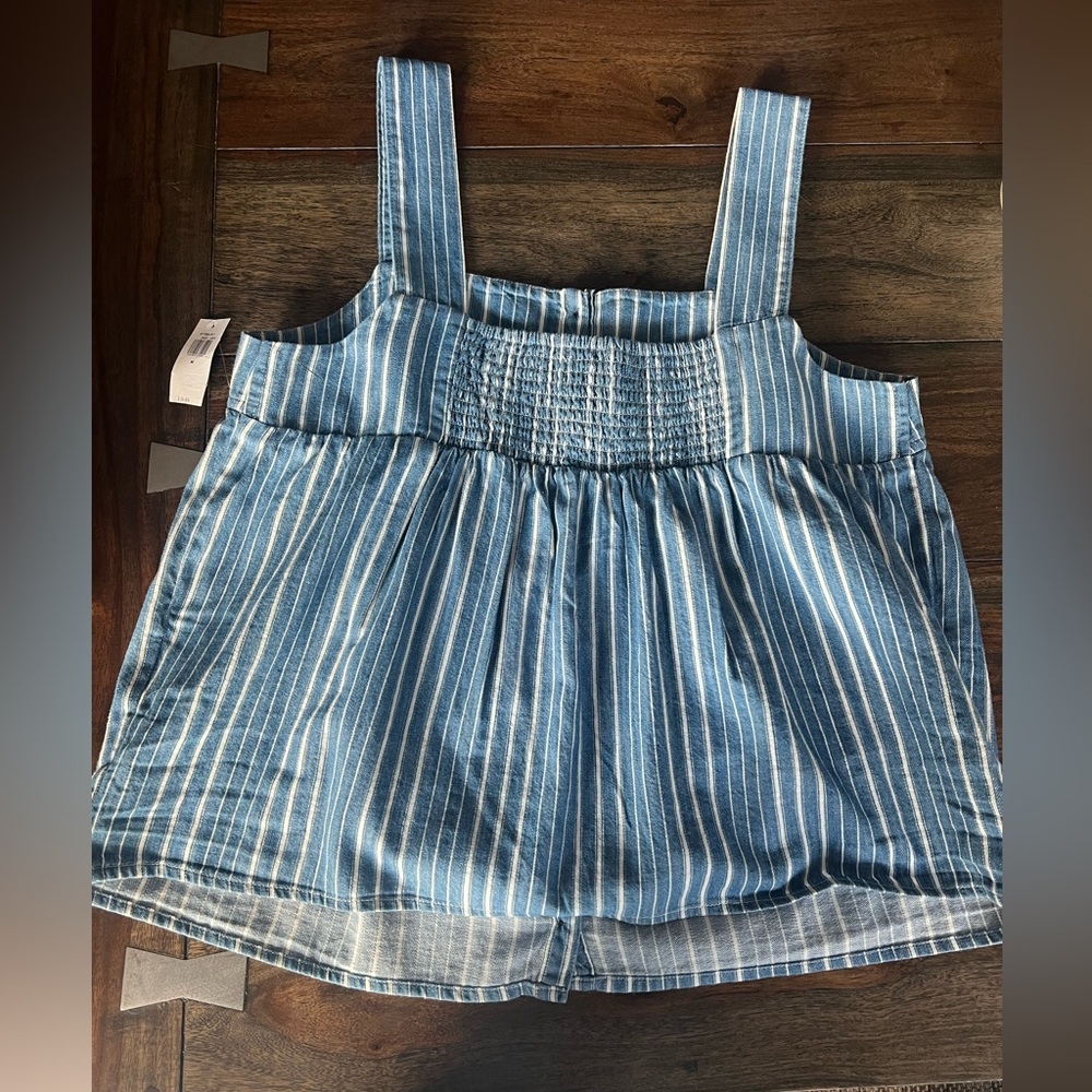 NWT Old Navy Cotton Striped Button Front Tank Top: Size Medium - Picture 2 of 4
